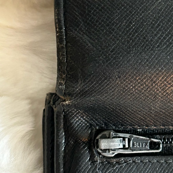 Authentic PRADA double snap long leather black wallet - Picture 9 of 16